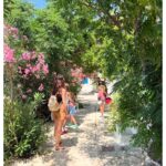 Η απόδραση της Ζέτας Δούκα στην Τήνο: «Τριήμερο στο νησί των ανέμων, των γεύσεων, των υπέροχων ανθρώπων»