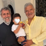 Ο Γιώργος Πατούλης προσκύνησε στη Μεγαλόχαρη: «Τέλος καλοκαιριού, με ένα όμορφο προσκύνημα»