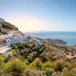 Τήνος: Δεν χρειάζεται να μοιάζει με κανένα άλλο νησί