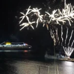 Ανήμερα της Παναγίας, ο Τηνιακός καπετάνιος του Blue Star Myconos απέδωσε τιμές στη Μεγαλόχαρη