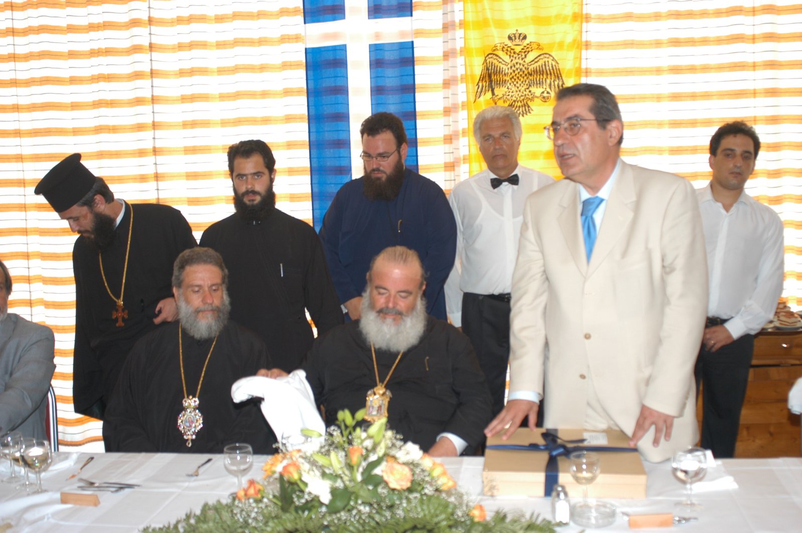 Το επίσημο γεύμα