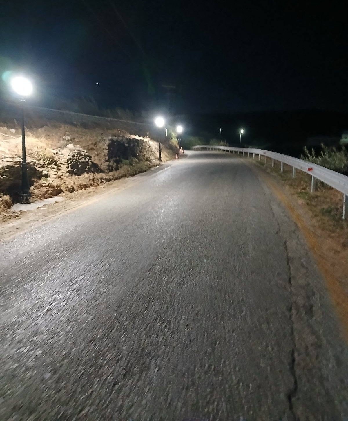 Νέοι ιστοί φωτισμού στον Κάμπο Τήνου