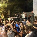 Κατάμεστη η πλατεία του πλατάνου: έτσι γλέντησε η Κώμη τον Αη Γιάννη