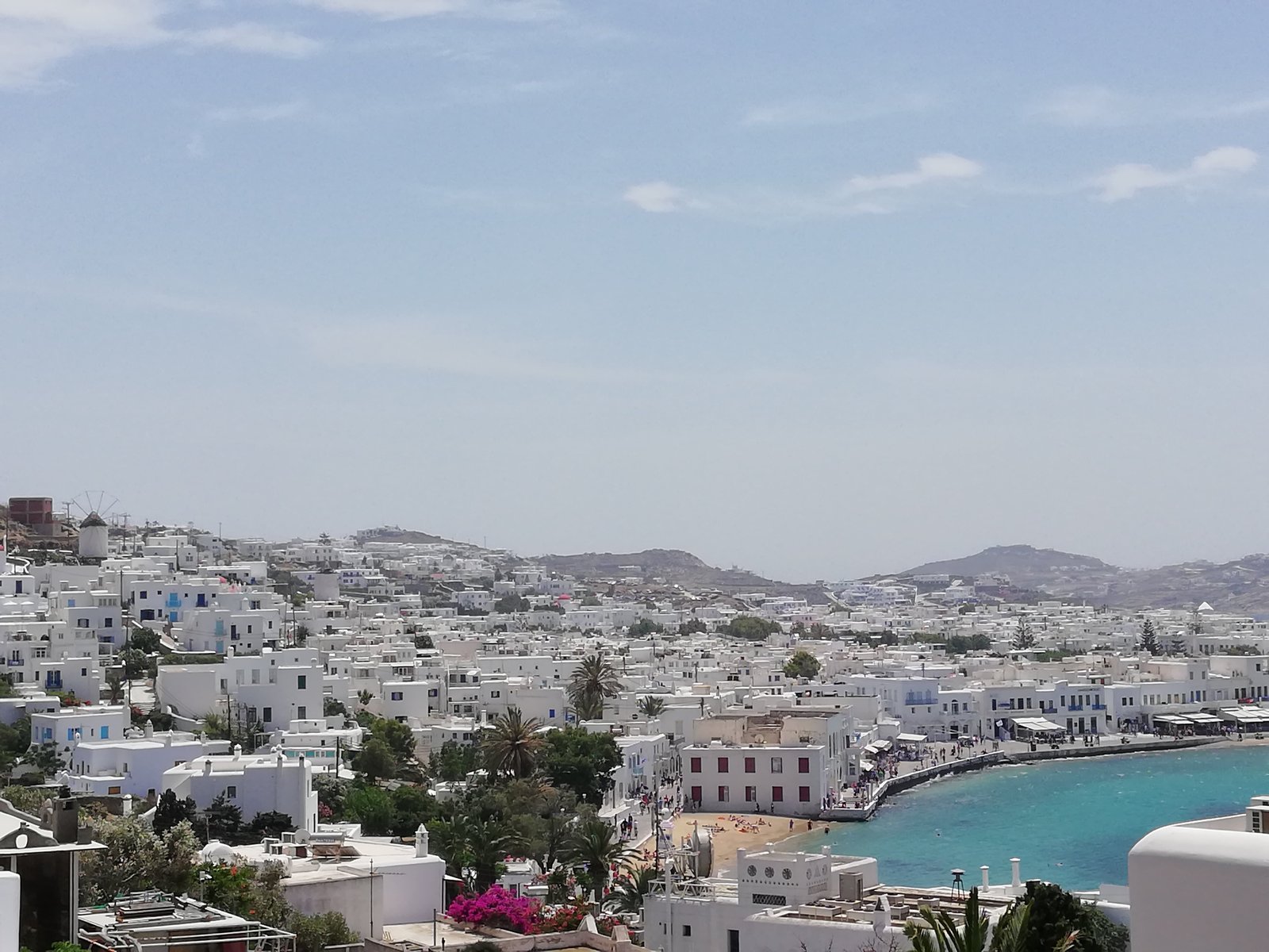Η Χώρα της Μυκόνου από ψηλά