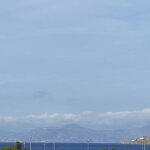 Η Χώρα της Τήνου στην ίδια κατηγορία με τη Μύκονο: 16 στρέμματα εκεί, 8 στην υπόλοιπη Τήνο