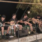 Όταν η νέα γενιά δίνει το παράδειγμα: Η μουσική, η αλληλεγγύη και η ελπίδα συναντώνται στην Τήνο