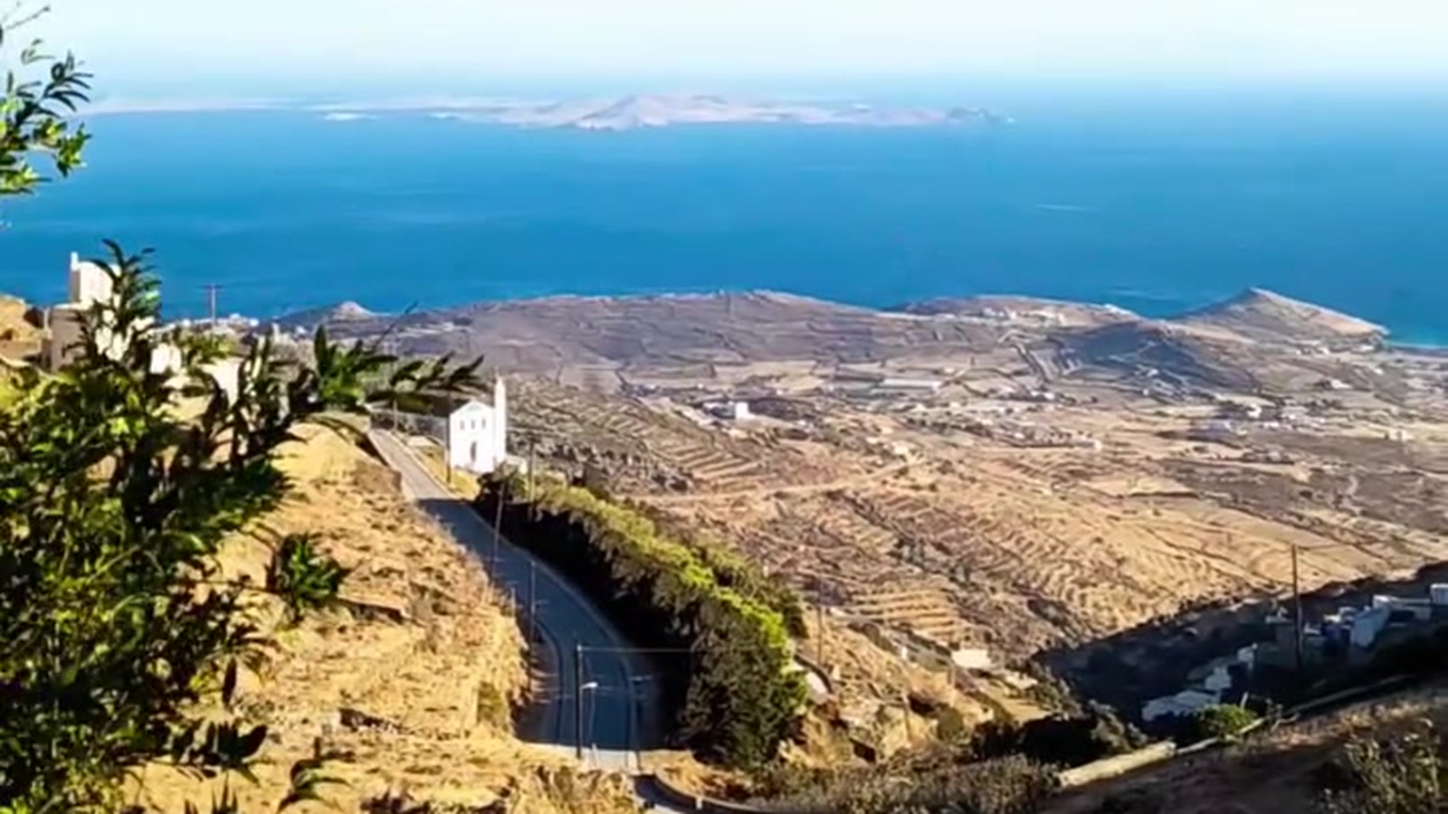Η θέα από τον Αρνάδο Τήνου προς τη θάλασσα, Σεπτέμβριος 2026