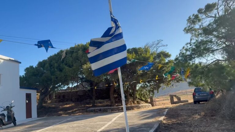 Στον Απεργάδο, το κέρασμα ήταν και για όσους έφυγαν