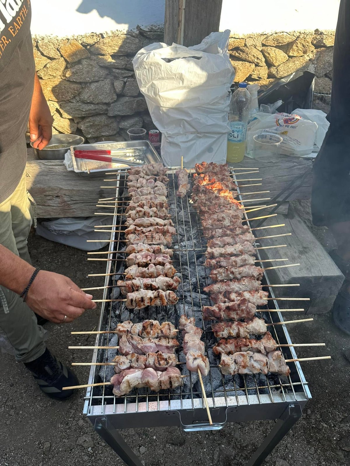 Ψητά στα κάρβουνα στη Γιορτή του Τρύγου