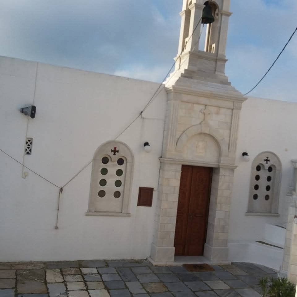 Ο Ιερός Ναός των Αγίων Αναργύρων στον Μαρλά της Τήνου