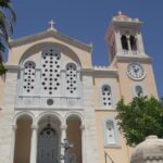 Δύο καμπαναριά, μία μνήμη: ο Άγιος Μεγαλομάρτυς Δημήτριος ο Μυροβλύτης πανηγυρίζει σε Πύργο και Καρυά — Μέγας Εόρτιος Εσπερινός την Κυριακή στις 8 το βράδυ