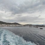 Ένα πλοίο τη μέρα από τον Πειραιά για την Τήνο: τα ταχύπλοα των 09:30 περνούν χωρίς στάση στο νησί — τα δρομολόγια 5 – 11 Οκτωβρίου 2026