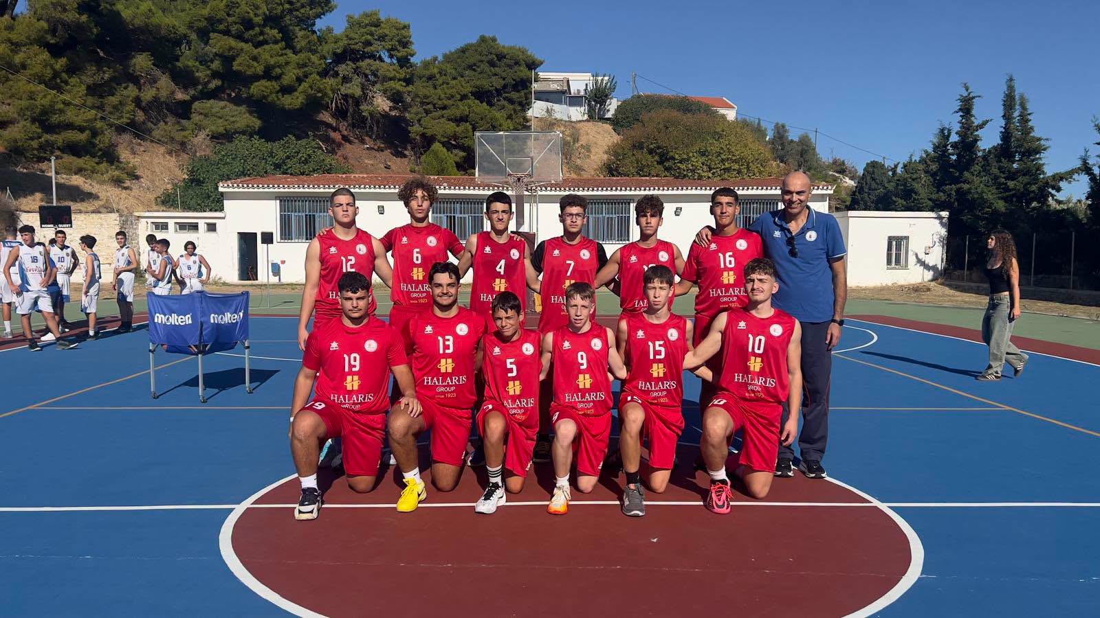 Η ομάδα Εφήβων του Περιστεριώνα Τήνου στην Άνδρο