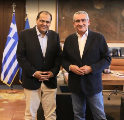 Ανάρτηση του Περιφερειάρχη για το αθλητικό κέντρο στην Αμοργό